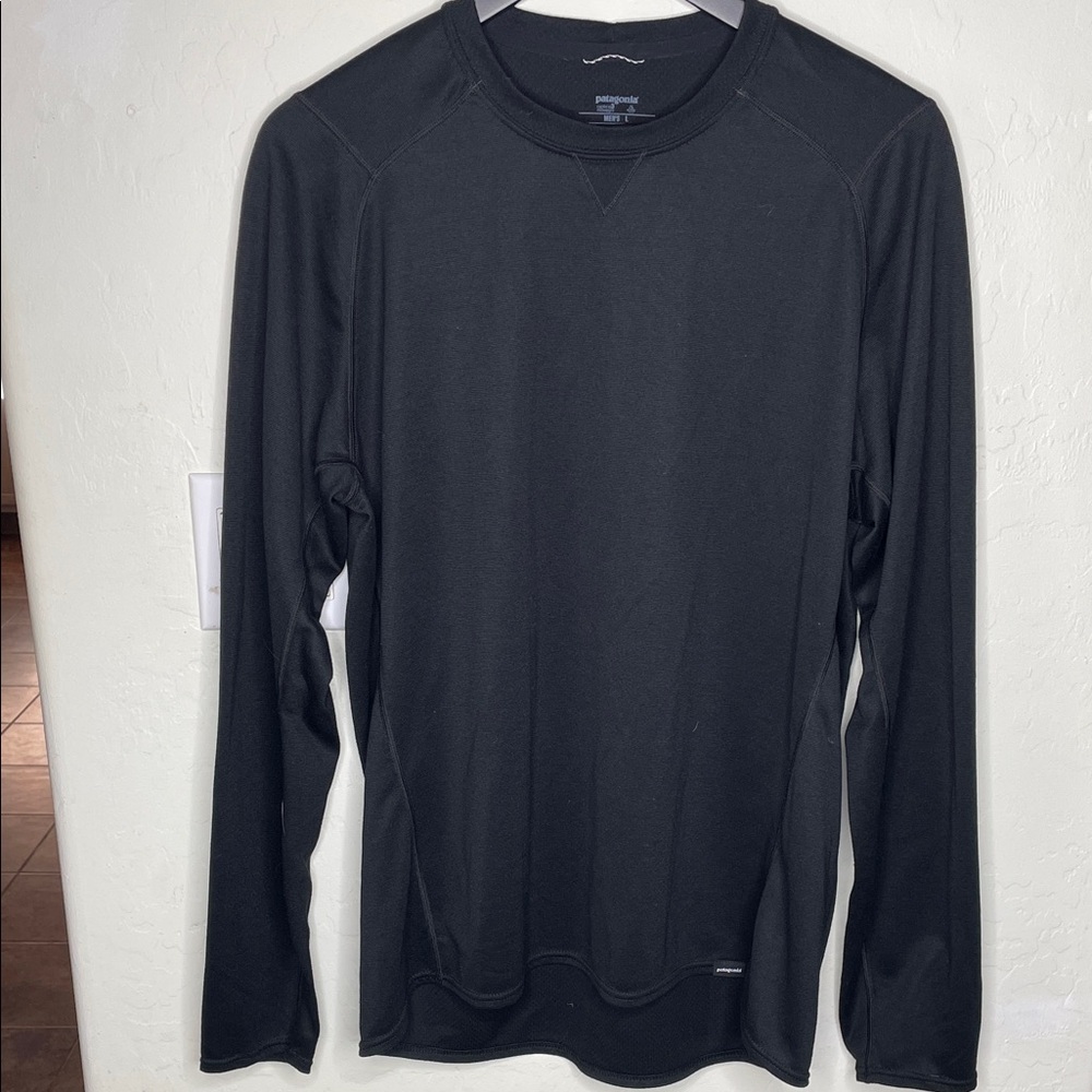 Patagonia Men's Long Sleeve in Black